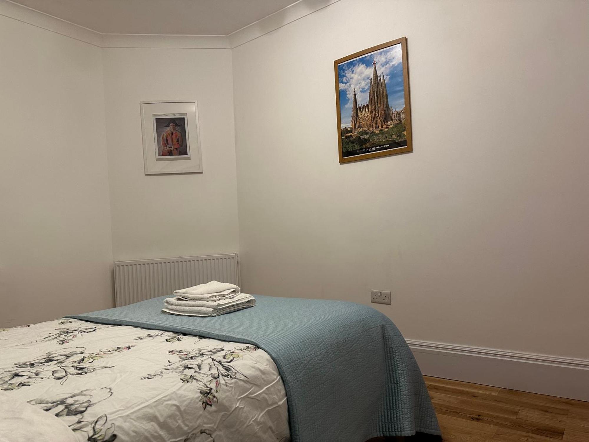 Hotel Rosie Cosy House Cricklewood London Exterior foto