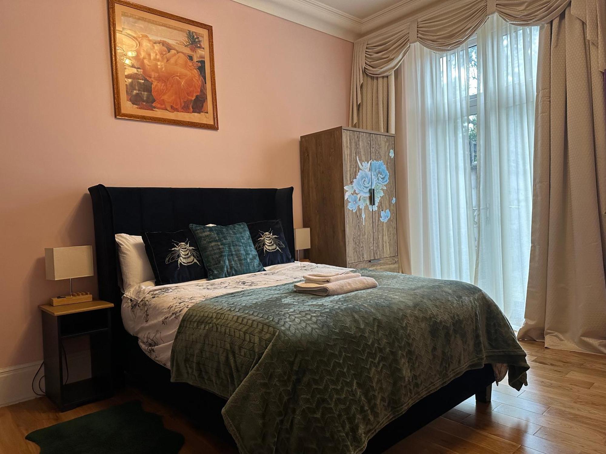 Hotel Rosie Cosy House Cricklewood London Exterior foto